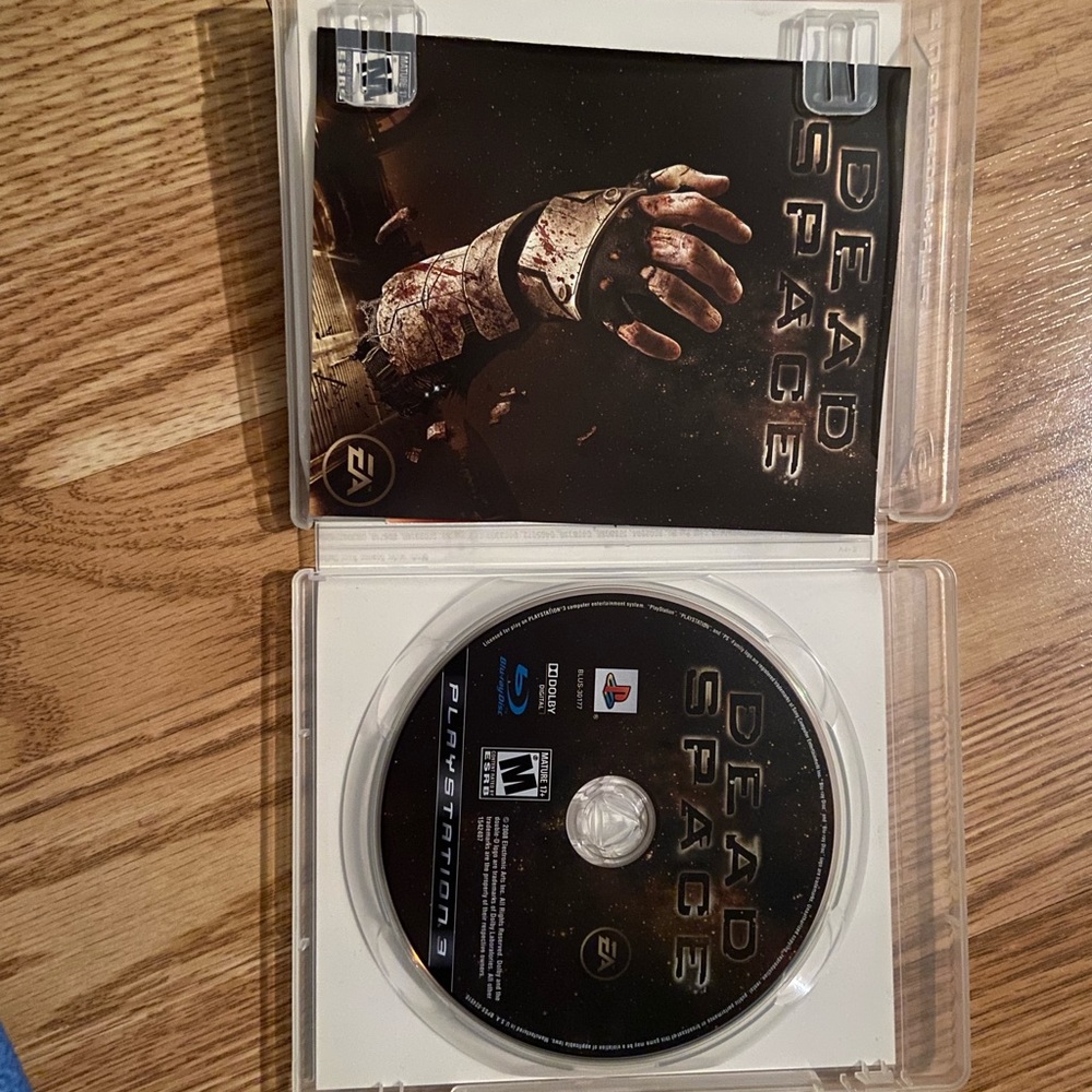 Dead Space PS3 game - Picture 2 of 3